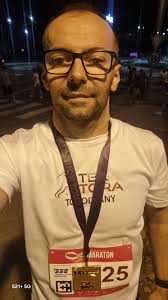 What's this whole thing about turning 30 and people doing half marathons or  even marathons? The funny thing is when I do my first half marathon? I'll  be 30 years old. 🤦‍♂️