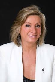 LINEA ENUMMI™ 11 POWER POOL 12 TEAM 4LIFE EUROPEO 13 PREMIAMOS TU ÉXITO 14