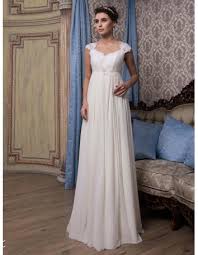 L'ambientazione è piuttosto informale, quindi sembrerebbe un po 'fuori luogo se la. Abiti Da Sposa I Modelli Economici Online Del 2021