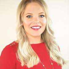 Hillary Lay's Instagram, Twitter & Facebook