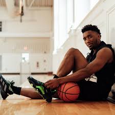 These basketball shoes reflect donovan mitchell's determination to succeed. Adidas Releases Full Details On Donovan Mitchell S Signature Shoe The D O N Issue 1 Slc Dunk