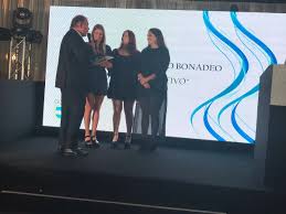 Amalia granata animales sueltos y andrea rincon mostrando el ocote en minifalda. Comite Olimpico Arg On Twitter Distincionesanualescoa Gonzalo Bonadeo Tyc Sports Recibe El Premio Al Periodista Deportivo Felicitaciones Reciben En Su Nombre Sus Tres Hijas Https T Co Dx2hkophsf