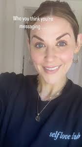 Colleen Bertram's Instagram, Twitter & Facebook