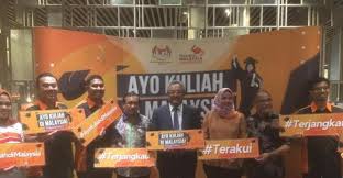 Cukup ss in aja di google.tugas. Pameran Pendidikan Malaysia Di Jakarta Hadirkan 25 Universitas