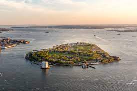 Aug 04, 2021 · yes there was a firehouse on governors island. Governors Island Will Have Expanded Hours A New Ferry This Year Curbed Ny