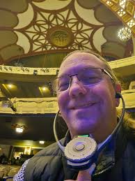 Moore Theatre, Seattle, Washington, 2/19/25: Thanks to @stgpresents for  hosting the Acoustic Group and me. Thank you for being a great audience.  @sonyalpha #sonyalpha