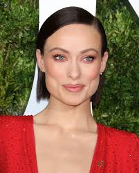 This link is to an external site that may or may not meet accessibility guidelines. Olivia Wilde Showed Us How To Style Our Bob Haircuts For The Fall