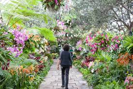 Visit america's most beautiful gardens, including those that offer scenic views of meticulous landscaping, flowerbeds in bloom, and famous even though we understand the science behind flowers and how they grow, their beauty continues to inspire our imaginations. 15 Breathtaking Botanical Gardens To Visit This Season Architectural Digest