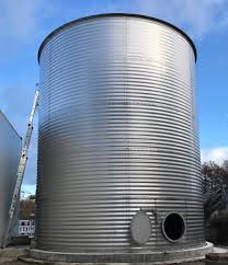 Es ist ausgestattet mit einem deckel mit entlüftung und hat ein mannloch mit einem durchmesser von 462 mm, zur erleichterung der tankinnenreinigung. Waste Water Storage For Beverage Industry Erich Stallkamp Esta Gmbh