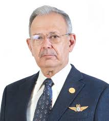 AeroMéxico Connect con su nueva imagen corporativa. ✈  https://caminosdelaire.com/ . . . #CaminosdelAire #Noticias #Aviación  #AeroMéxico #AeroMéxicoConnect #Embraer #E190 #NuevaImagen #NewLivery #MEX  #MMMX #Aeropuerto #CDMX