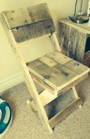 Pallet Wood Children S Chair Urun Tasarimi Tasarim Urunler