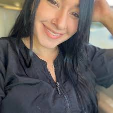 What companies can wrap a mobile grooming van?