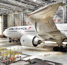 Air France Boeing 777 In The Hangar Boeing 777 Boeing Aircraft