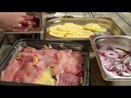 как приготовить мясо по французски в духовке с картошкой Kak Prigotovit Vkusnoe Myaso Po Francuzski V Duhovke Sekrety Prigotovleniya Klassicheskogo Recepta Youtube Idei Dlya Blyud Eda Ovoshnye Blyuda