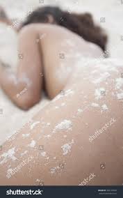 Young Nude Brunette Sleeping Beach Some, arkistovalokuva 399716539 |  Shutterstock