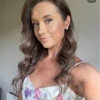 Meredith Holman's Instagram, Twitter & Facebook