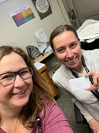 Lori Lammers's Instagram, Twitter & Facebook