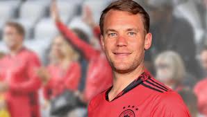 Due to his profession, manuel neuer does not participate in smoke cigarettes. Manuel Neuer Gut Versteckt Sein Tattoo Kennen Nur Die Wenigsten Bunte De