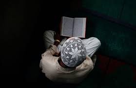 Dalam menghafal al quran bisa dilakukan dengan menghafal per halaman atau per ayat. Tips Menghafal Al Qur An Mudah Cepat Kuat Tidak Mudah Hilang Dan Terlupakan Baitul Hikmah Sukoharjo Official Website