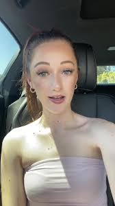 Scarlett Hendrickson's Instagram, Twitter & Facebook