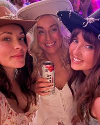 Abe Vegas (@abe_is_vegas) • Instagram photos and videos