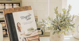 Happy Holidays Giveaway I M So Excited To Celebrate The Holiday Season With A Fun Giveaway For The Ho Cook Book Stand Recipe Book Holders Cookbook Holder