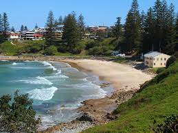 But not because it's a holiday away with my parents, but because i get a week away from brisbane and get to. Yamba Main Beach And Ocean Pool Yamba Visitnsw Com