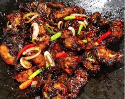 Tambahkan air ke dalam wajan berisi ayam, masak sampai mendidih. Resepi Ayam Masak Kicap Paling Simple Resepi Book N