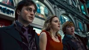 But as he climbs into the sidecar of hagrid's motorbike and they take to the skies, he knows lord voldemort and the death eaters will not be far behind. Harry Potter A Relikvie Smrti Cast 1 2010 Recenze Moviezone Cz