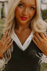 Kendra Scott Juliette Strand Necklace in Gold White Crystal