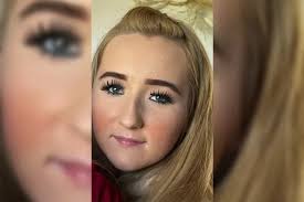 Call 999 if you see this schoolgirl