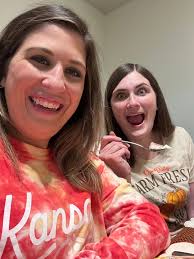 Happy Thanksgiving! Didn't take a ton of photos because we hosted this year  and it was a bit crazy. I hope you had a great day and ate some yummy food!  Bed