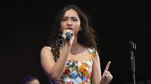 Manizha dalerovna sangin (née khamrayeva; Manizha Aus Tadschikistan Singt Beim Esc Fur Russland
