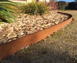 Le meilleur choix au meilleur prix, vous le trouverez dans le vaste assortiment de gamma ! Bordure De Delimitation De Jardin En Acier Corten Aspect Oxyde Rouille Tres Resistant Elegant Recyclable De Fa Bordure Jardin Bordure Acier Acier Corten