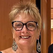 Amazon.com.au: Sara Henderson: books, biography, latest update