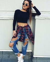 16 outfits URBANOS tumblr para chicas como TU | Crop top outfits, Hipster  outfits, Black crop top outfit
