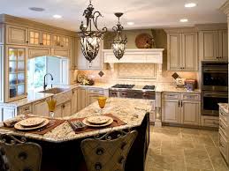 Neutral Traditional Kitchen With Bar Top Seating Home Kitchens Custom Kitchen Cabinets Contemporary Kitchen