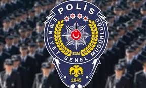 Bu lisansı alabilmek için kişilerin, 4 yıllık üniversite mezunu. Gayrimenkul Degerleme Uzmani Nasil Olunur