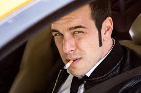 Las mejores series y películas de Mario Casas y dónde verlas