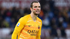 Results, fixtures, interviews, information, tickets and more. Bvb Keeper Roman Burki Nicht Zu Om As Romas Pau Lopez Kommt Leihweise Transfermarkt