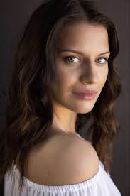 Survival of the Minimalist (Short 2020)