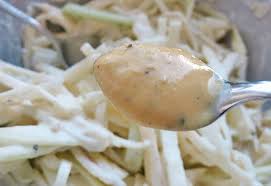 Waldorf Salat Klassisches Rezept Und Leichtes Dressing Als Kursanderung Die See Kocht Waldorf Salat Rezepte Essen