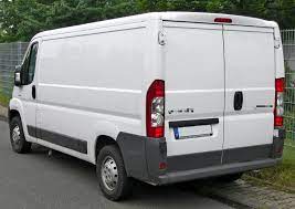 Belgique, allemagne, var, ardèche, etc. Exclusif Vannes Un Kidnappeur En Camionnette Blanche Seme Le Trouble Chez Les Internautes Actu Morbihan