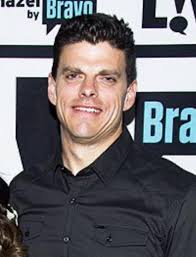 Is John love bombing Alexis? : r/realhousewives