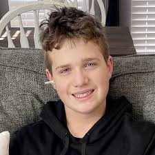 Briana Gee and Robert Burell's Wedding Website