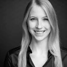 Anna Raab's Instagram, Twitter & Facebook