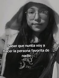 ♡sofia♡••꧂ (@sofi.x.x8)