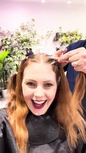 I made this decision so I could better treat & monitor my alopecia but I  could not recommend it enough! Having a shaved head is so empowering 💪🏻  #shavedhead #shavedheadgirl #alopecia