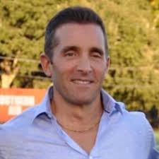 Marc Mader's Instagram, Twitter & Facebook