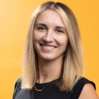 Amanda Woolums's Instagram, Twitter & Facebook